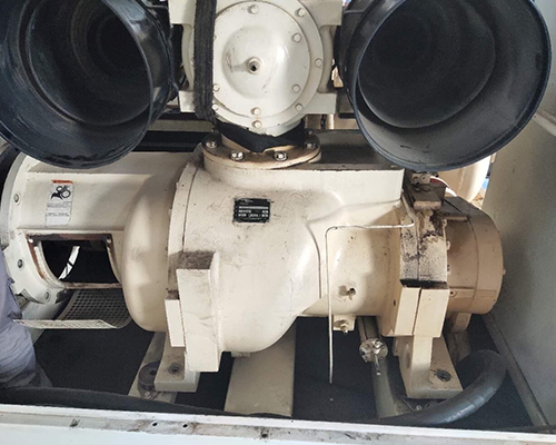 登?？諌簷C(jī)主機(jī)機(jī)頭大修